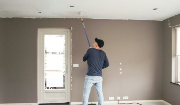 man-full-length-painting-the-ceiling-home-renovation–qlgt1ze18hdmjxhpfco53qavkeezcvaqlzrn9qqflc man-full-length-painting-the-ceiling-home-renovation--qlgt1ze18hdmjxhpfco53qavkeezcvaqlzrn9qqflc